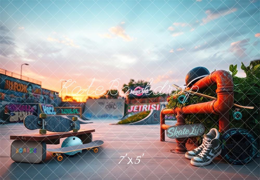 Sports Skate Park Graffiti Sunset Foto Achtergrond Designed by Laura Bybee