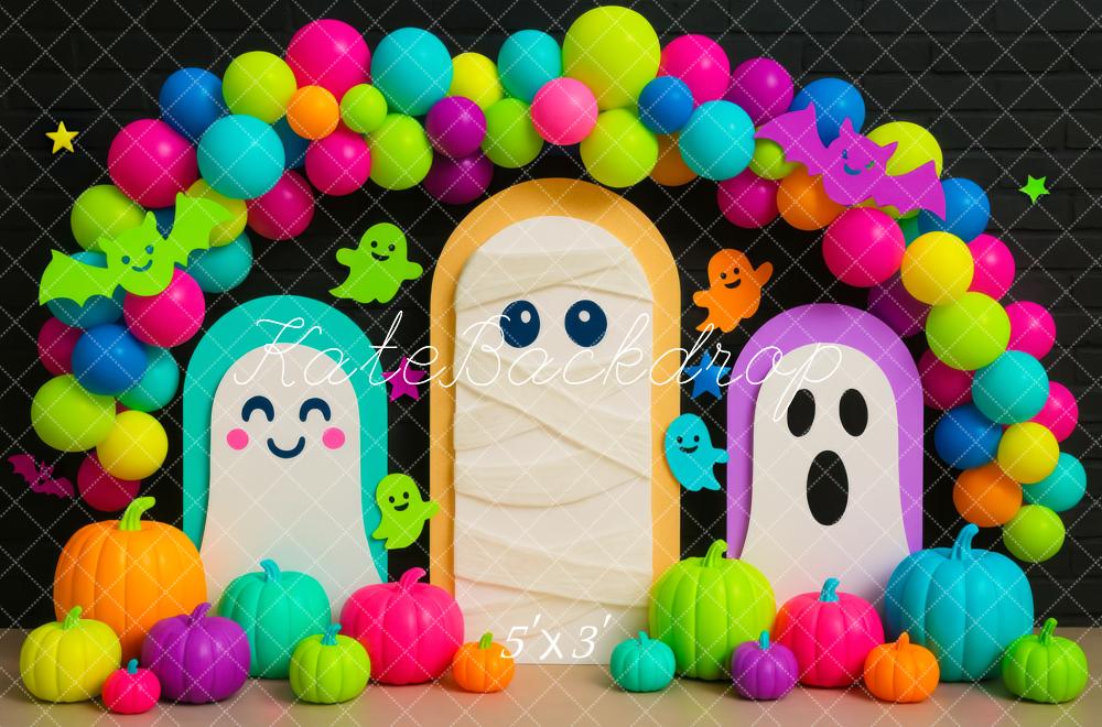 Fondo Colorido de Globos Fantasmas de Cumpleaños de Halloween Diseñado por Mini MakeBelieve