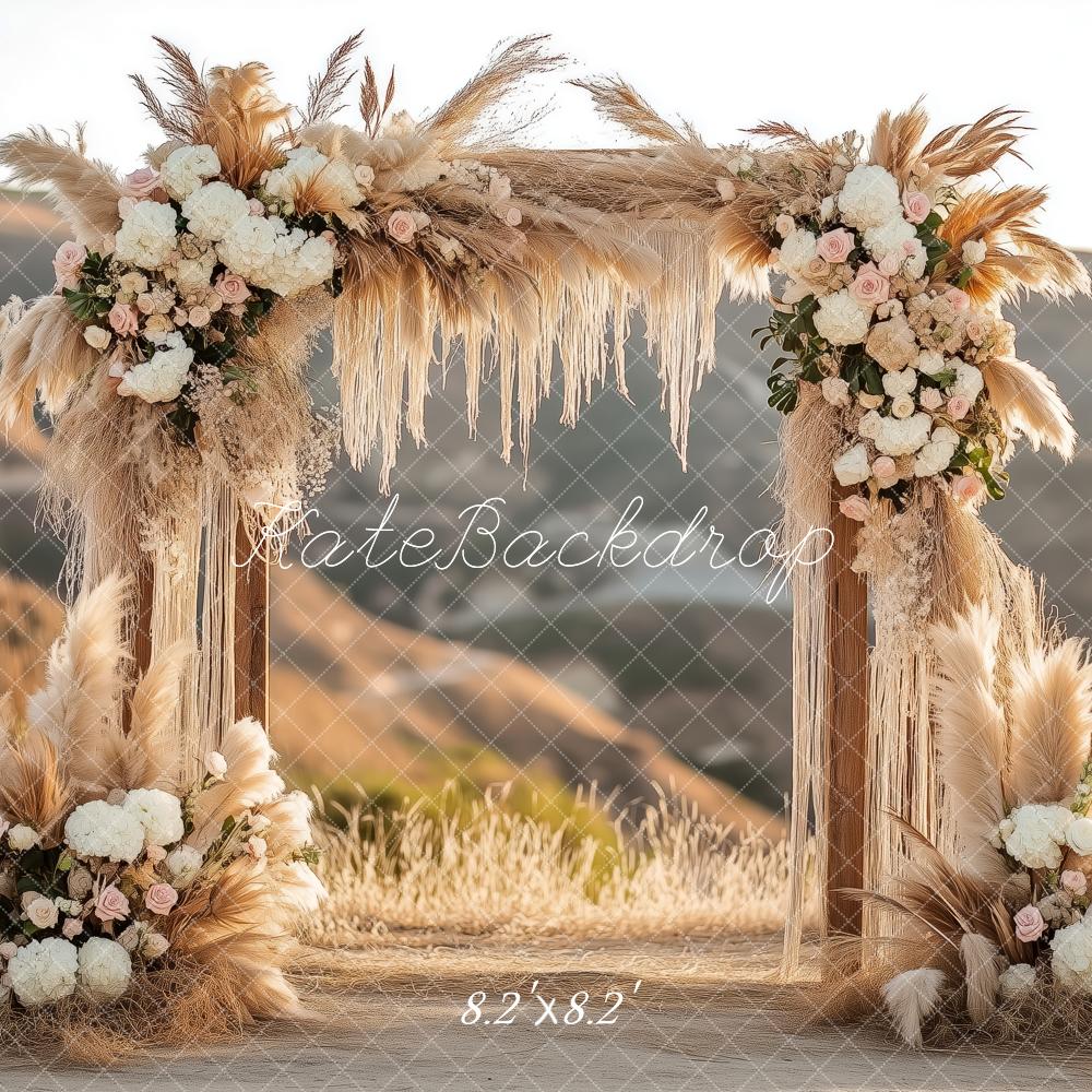 Arco de flores al aire libre boho diseñado por Patty Roberts