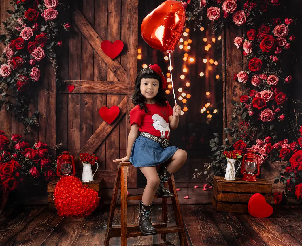 Arco de flores de San Valentín fondo de puerta de granero Designed by Emetselch