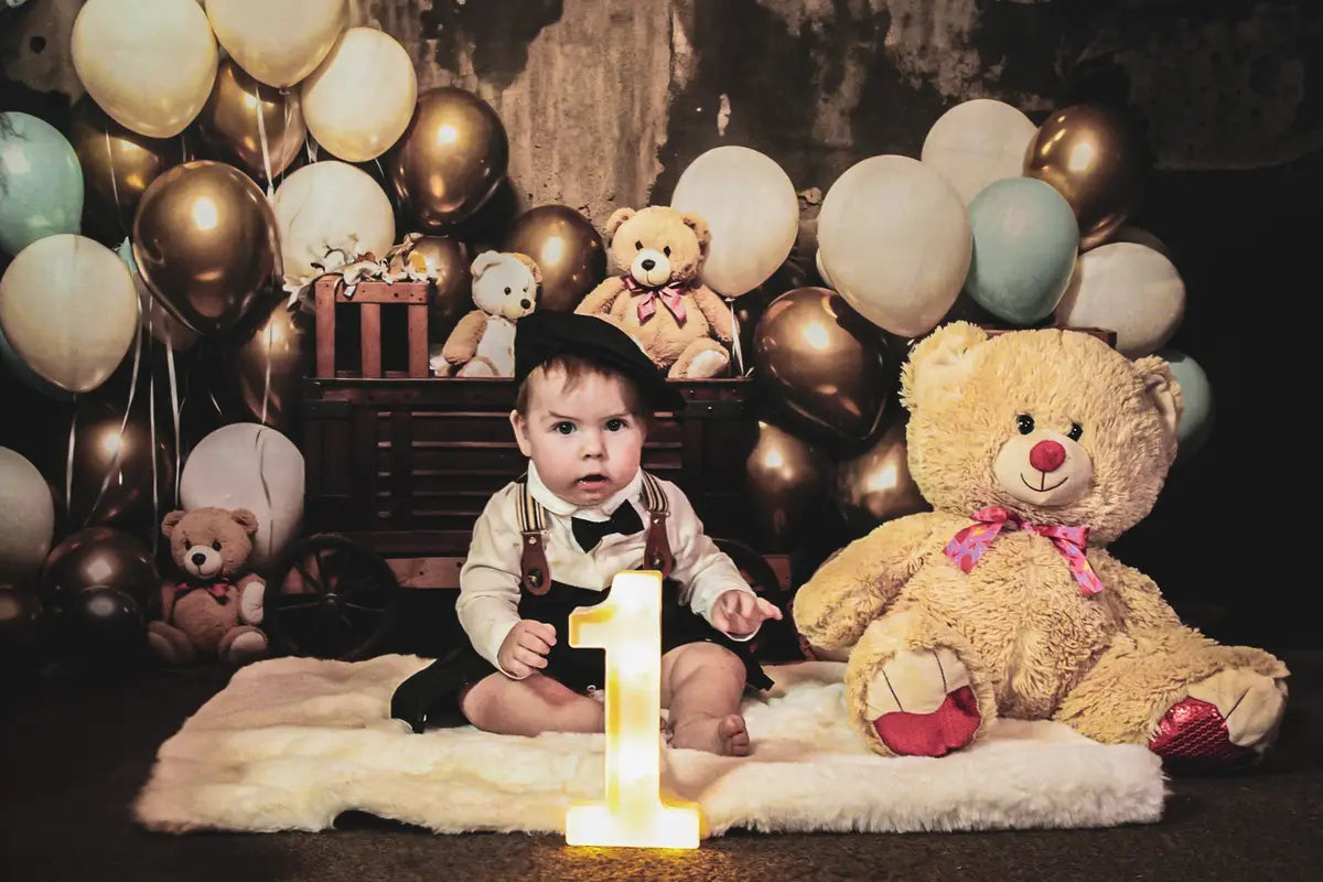 Kate Birthday Bear Balloon Retro Wall Backdrop Designed by Emetselch