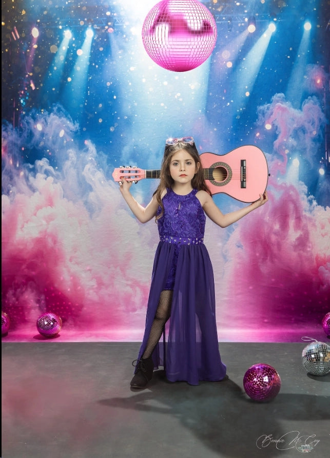 Fondo de escenario de iluminación de humo rosa diseñado por Emetselch