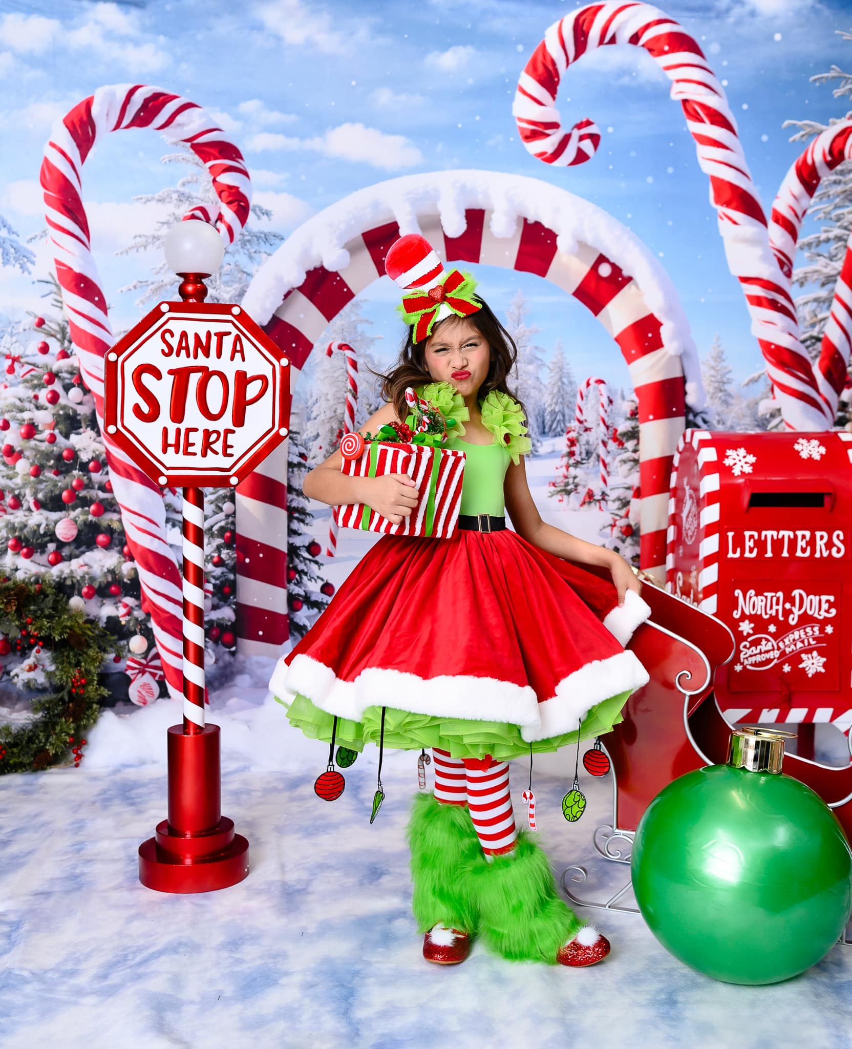 Winter Kerst Buiten Bos Sneeuw Snoepboog Foto Achtergrond Ontworpen door Chain Fotografie