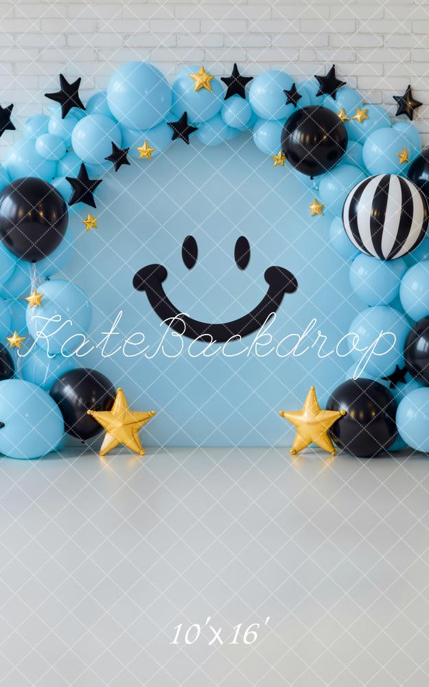 Arco de globos sonriente de pastel smash azul