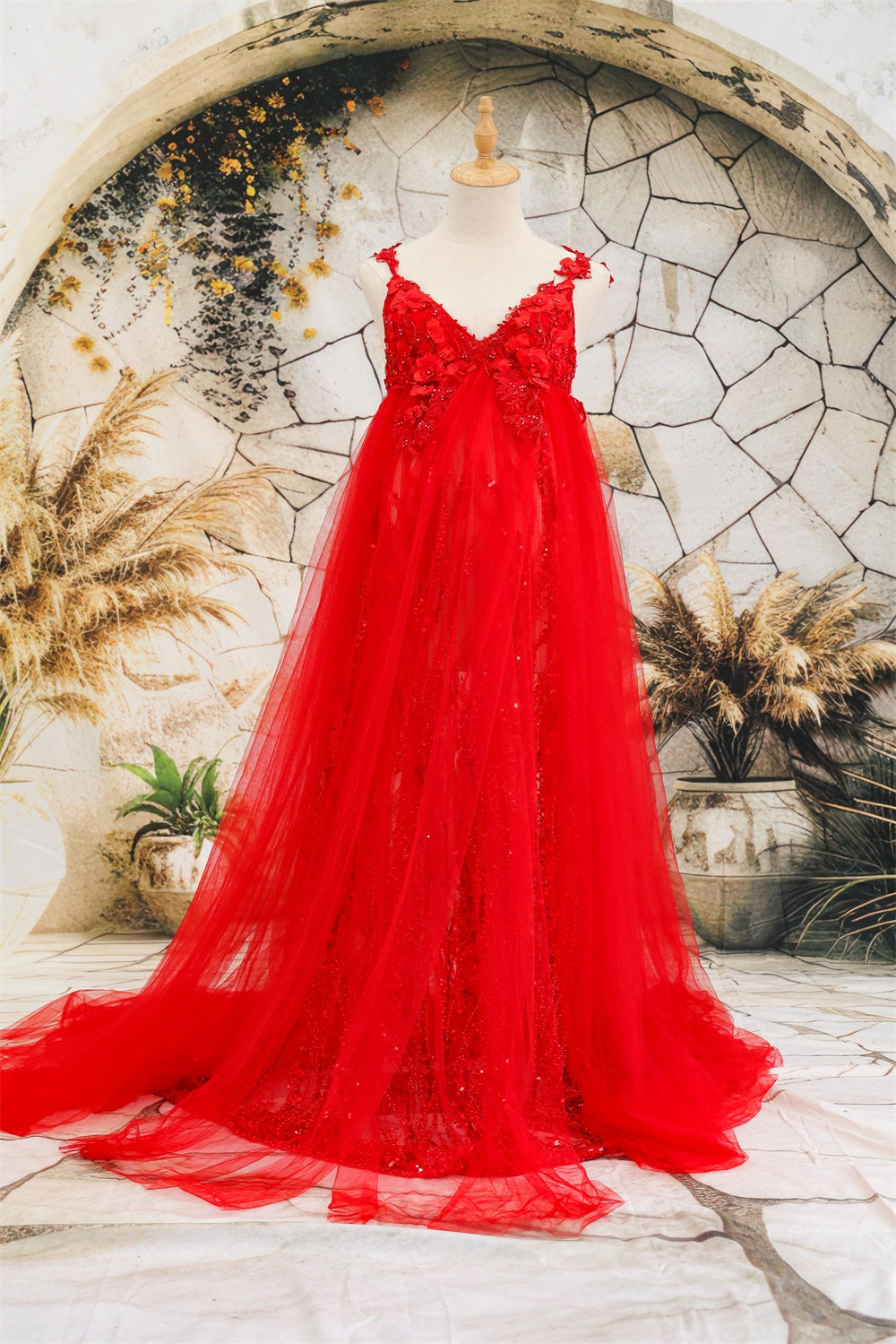 Kate Lace Suspender Trailing Custom Maternity Photoshoot Gowns