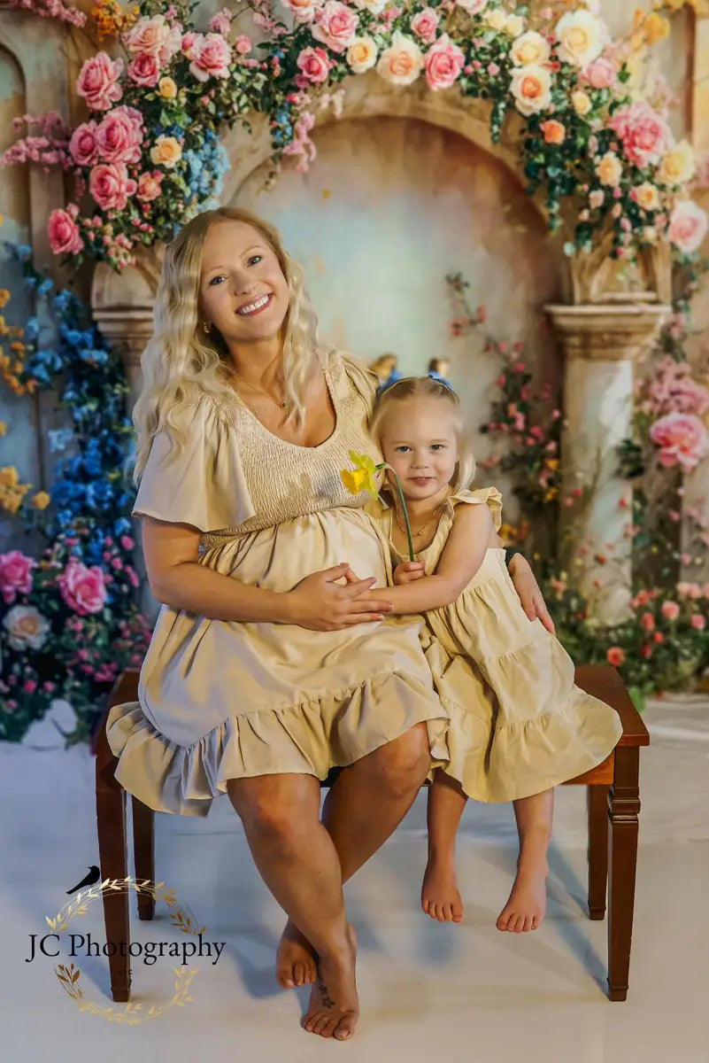 Zomer Vintage Fijnkunst Bloemenboog Wit Marmer Foto Achtergrond Ontworpen door Chain Photography