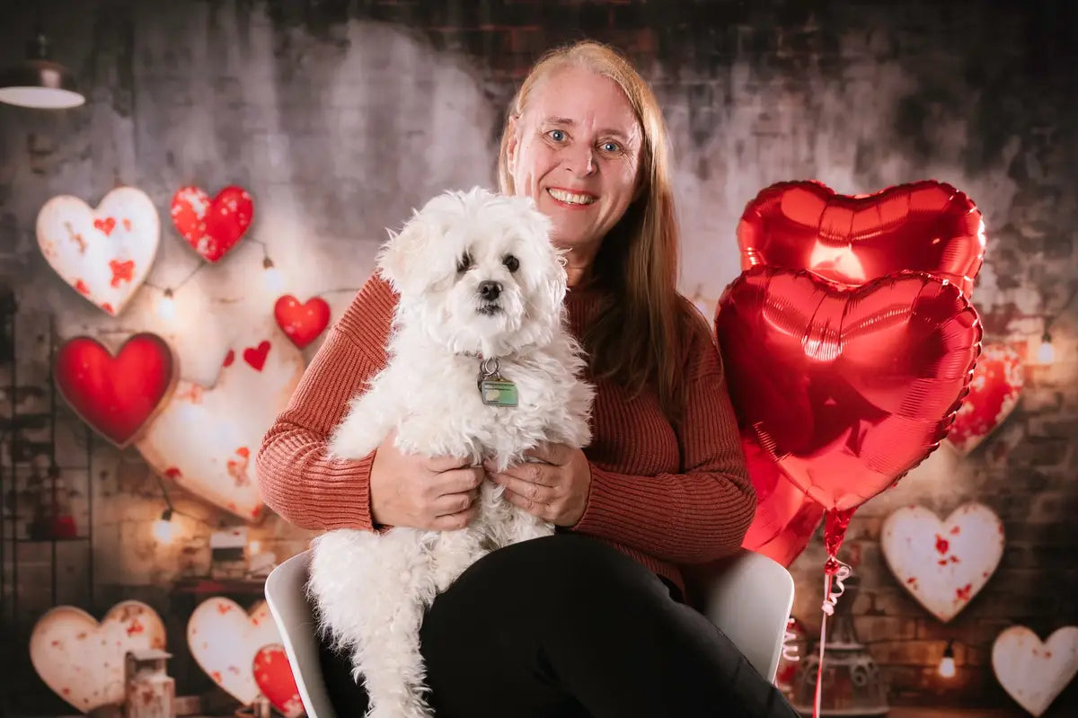 Kate Valentine's Day Industrial Sense Retro Lamp Wall Love Fleece Backdrop Designed by Emetselch