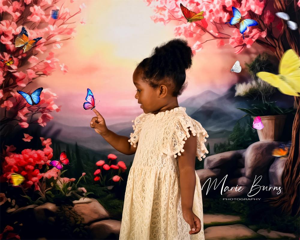 Fantasía de primavera con barrido rosa bokeh en un bosque de flores de cerezo, monte verde, prado y camino de piedra diseñado por Happy Squirrel Design