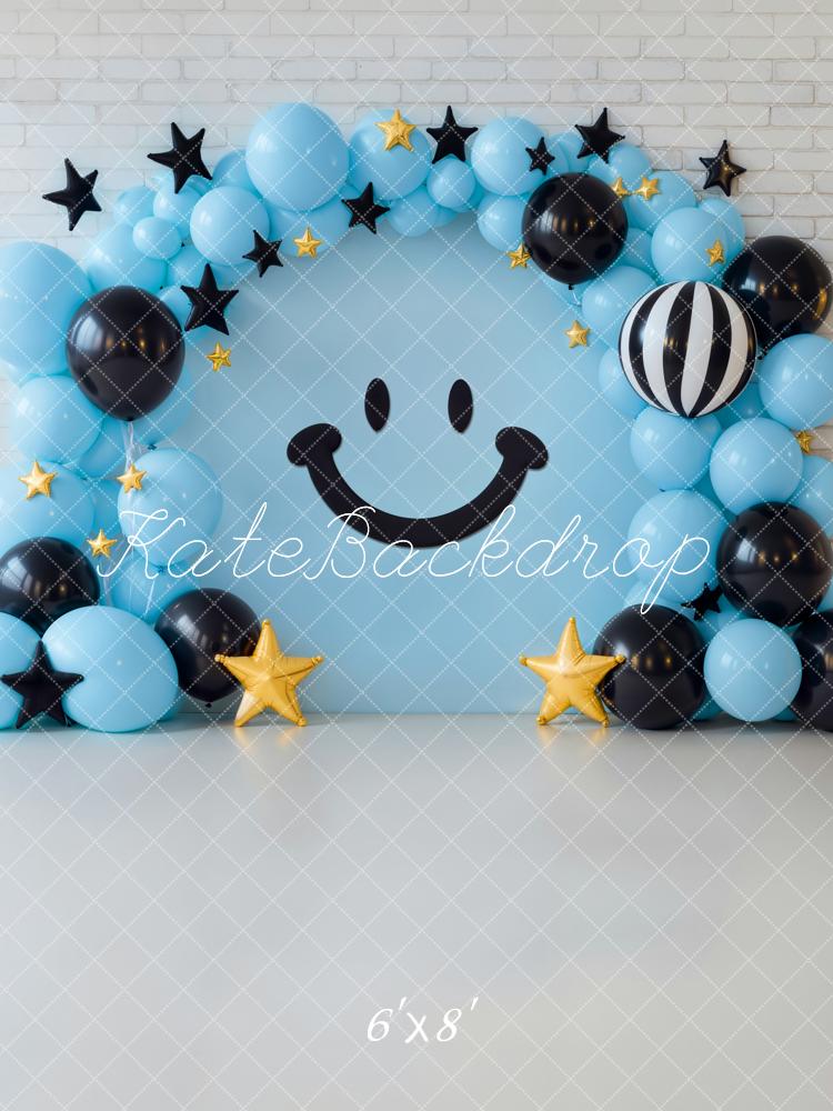Arco de globos sonriente de pastel smash azul