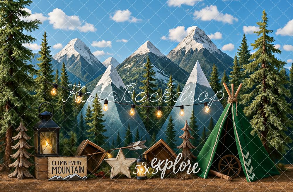 Fondo de Aventura en Montaña de Camping Designed by Ashley Paul