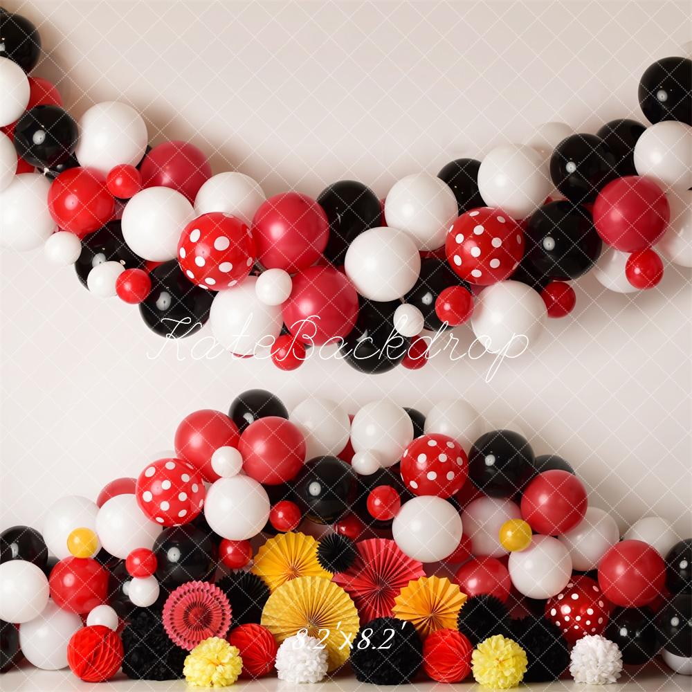 Cake Smash Rode Zwarte Gele Ballon Foto Achtergrond Designed by Mandy Ringe Photography