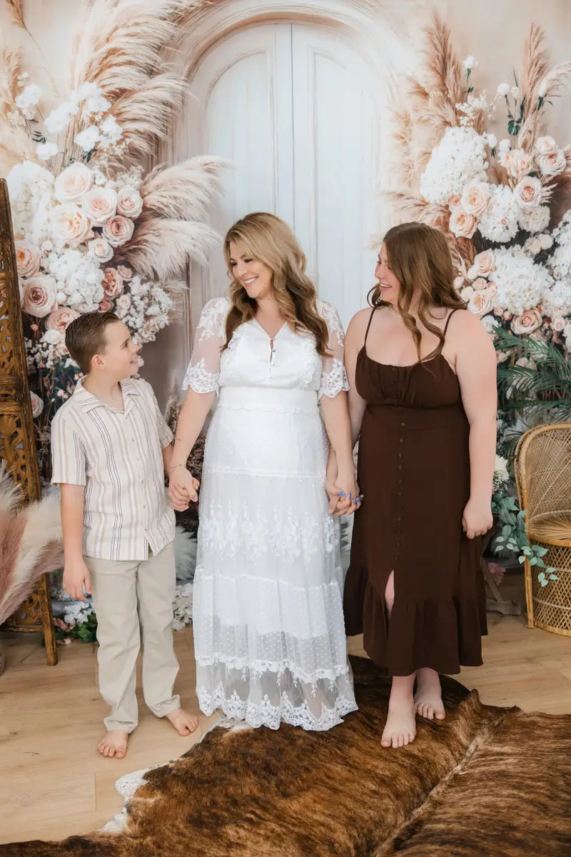 Backdrop per matrimonio Boho floreale con pampas progettato da Emetselch