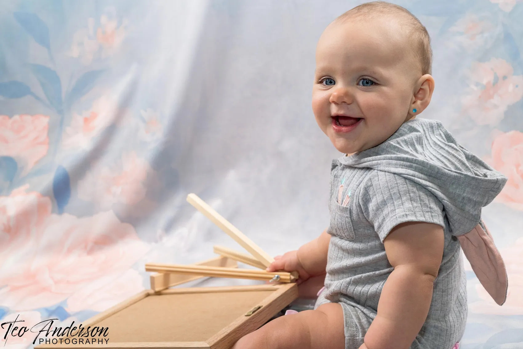 Kate Fine Art Blue Floral Backdrop Designed by GQ