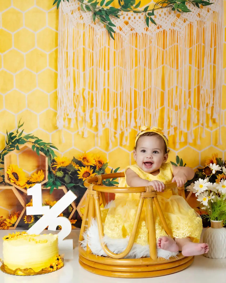 Fondo de panal de miel amarillo para Cake Smash boho diseñado por Emetselch