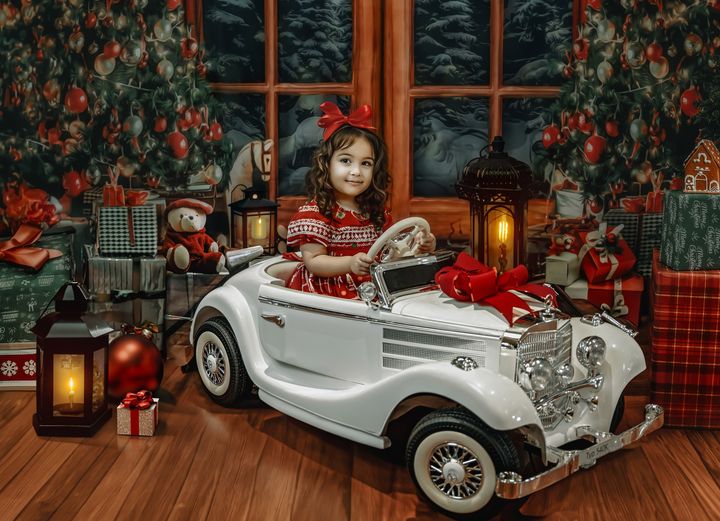 Kerstachtergrond raam met vintage houten boom voor fotografie