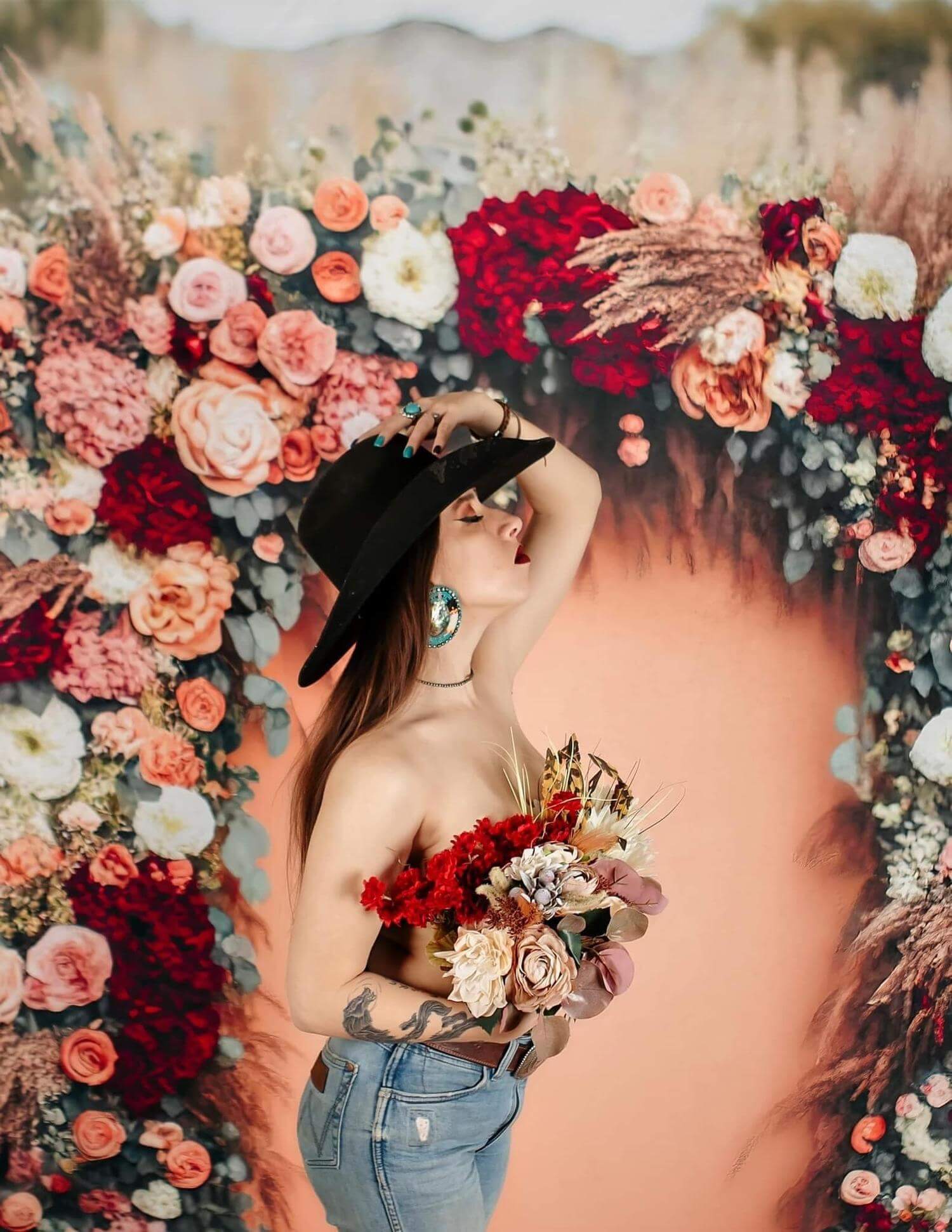 Boho-vrije geest buiten bloemenachtergrond ontworpen door Mini MakeBelieve