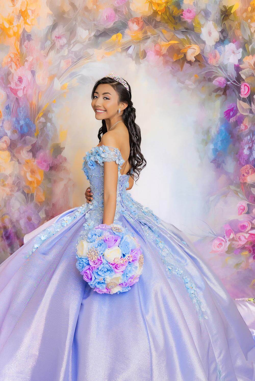 Kate Primavera Abrazada Fondo Diseñado por Candice Compton