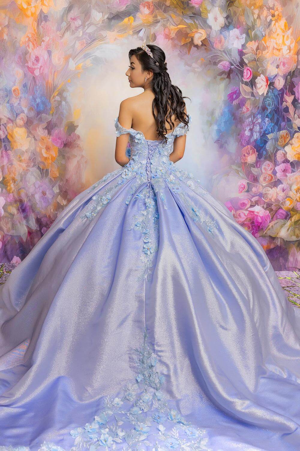 Kate Primavera Abrazada Fondo Diseñado por Candice Compton