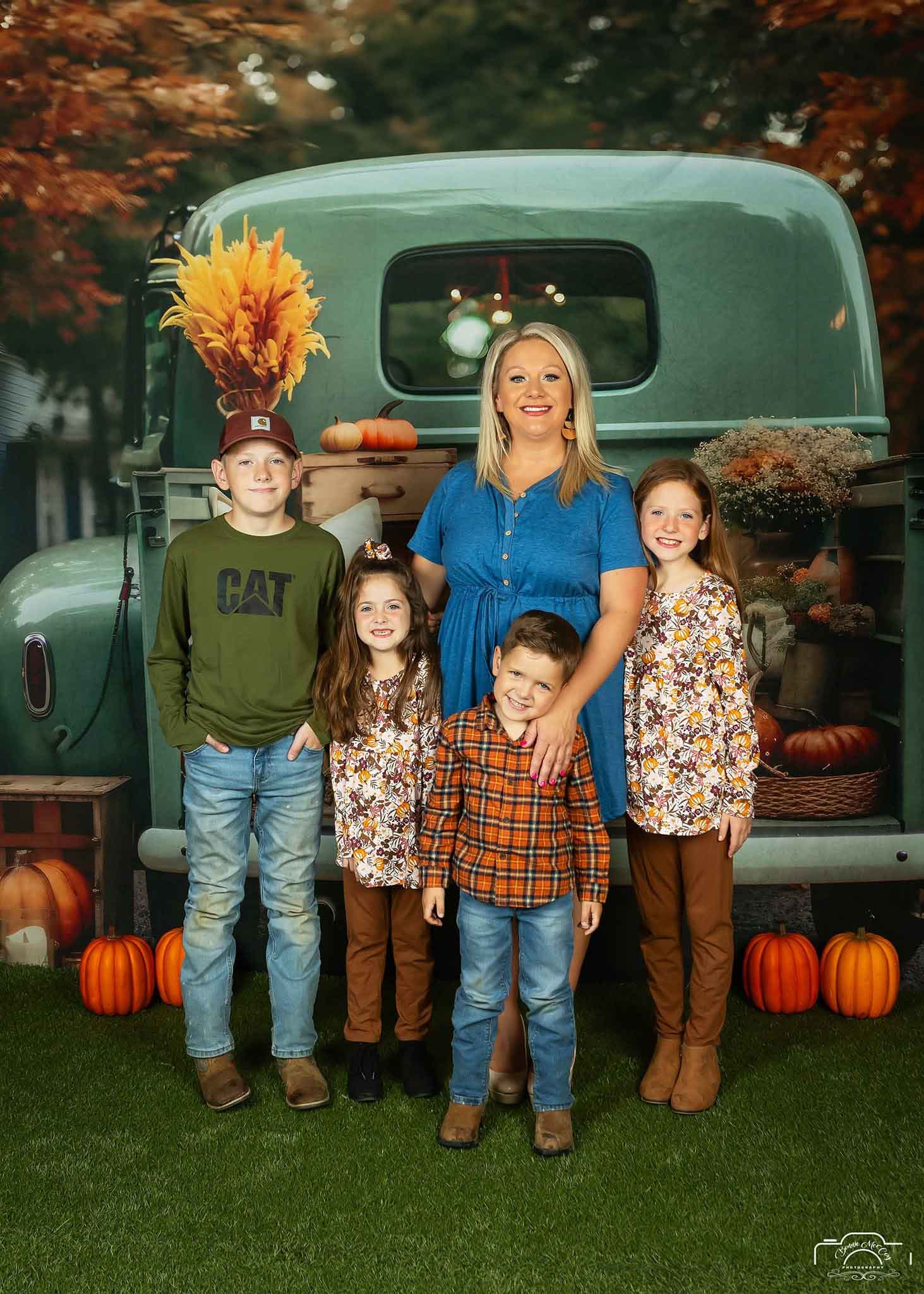 Kate Fall Pumpkin Truck Backdrop