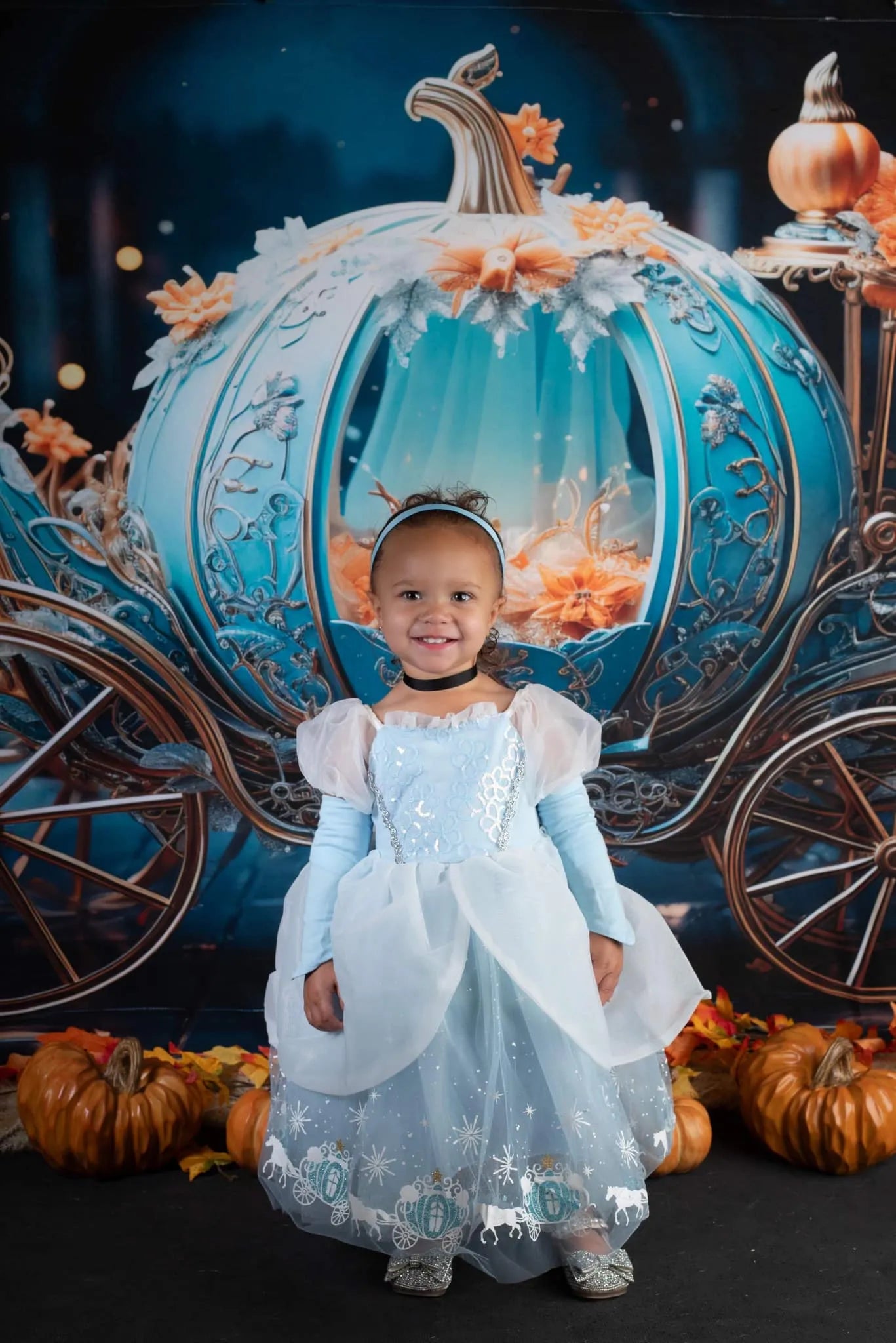 Kate Blue Pumpkin Car In Night Backdrop Designed by Chain Photography