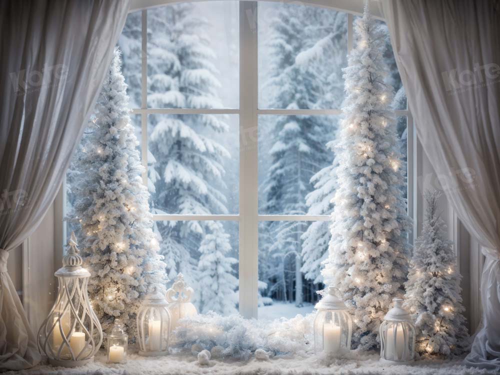 Árbol de Navidad de Invierno, Ventana Iluminada con Fondo de Tela Polar Diseñado por Emetselch.