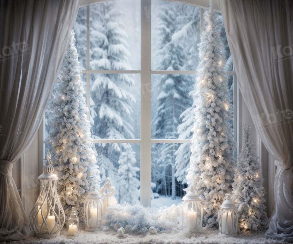 Árbol de Navidad de Invierno, Ventana Iluminada con Fondo de Tela Polar Diseñado por Emetselch.