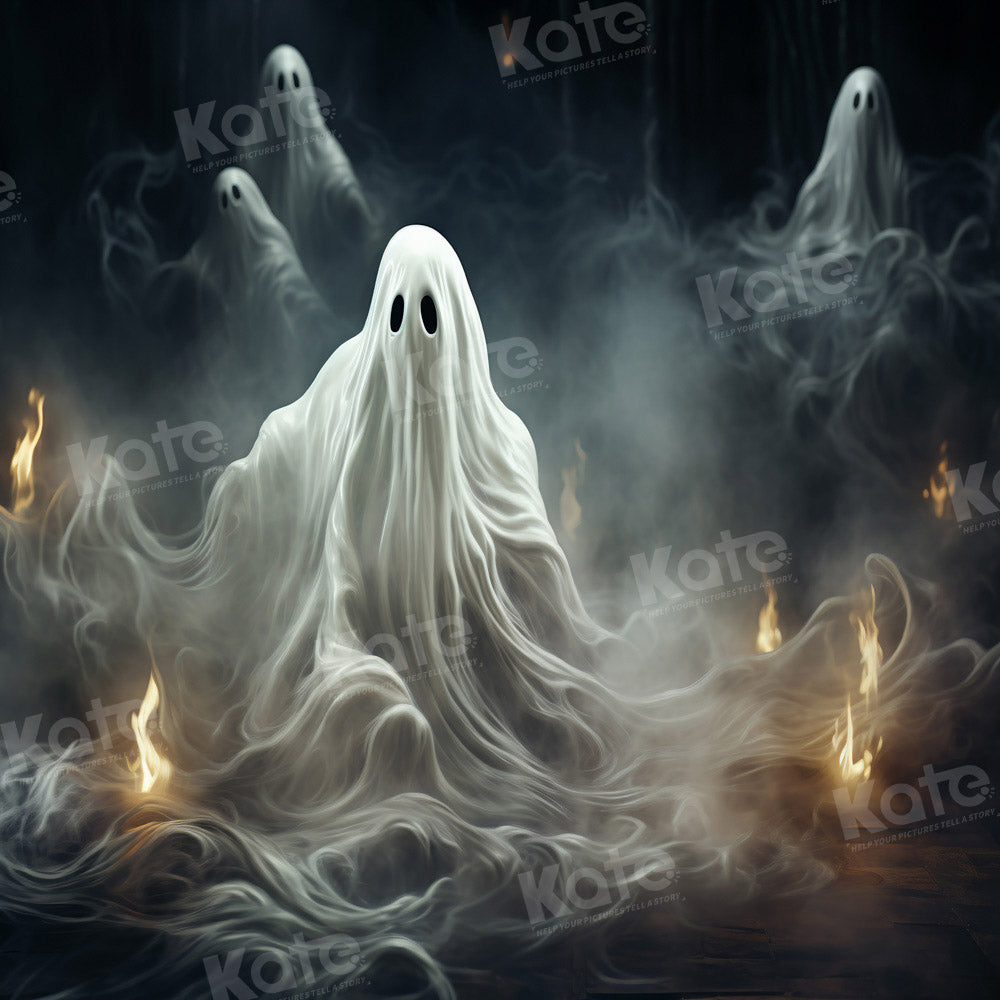 Fondo de llamas con fantasmas blancos de Halloween diseñado por Chain Photography