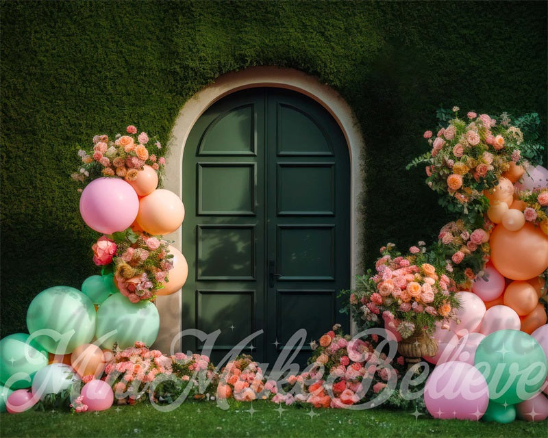 Exterieur muur gras ballonnen feestachtergrond ontworpen door Mini MakeBelieve