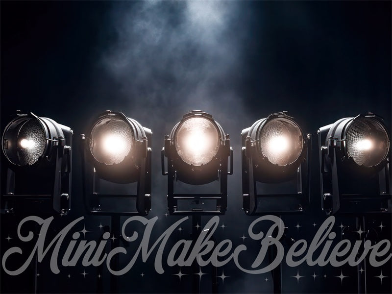 Escenario de baile deportivo de la escuela secundaria diseñado por Mini MakeBelieve.