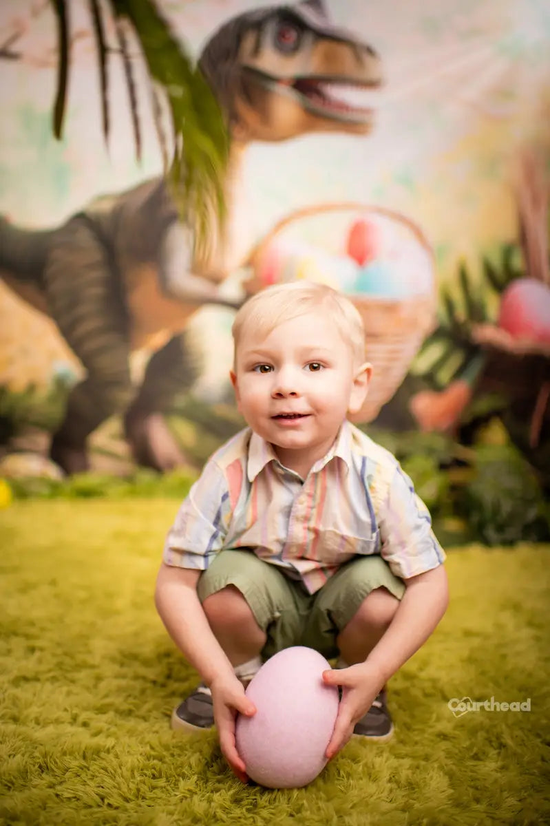 Fondo de Pascua con diseño de Tiranosaurio Rex creado por Patty Robert