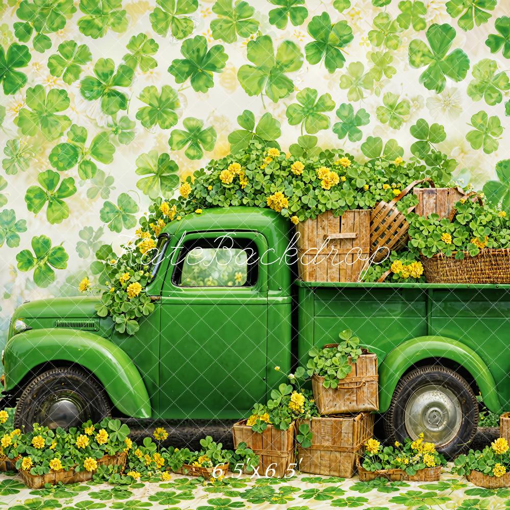 St. Patrick's Day Klaver Groene Truck Foto Achtergrond Ontworpen door Chain Photography
