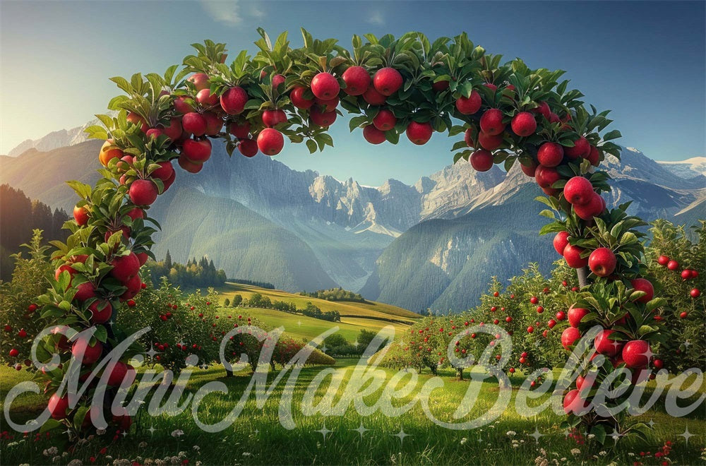 Herfstboomgaard Bergweide Rode Appel Boogachtergrond Ontworpen door Mini MakeBelieve