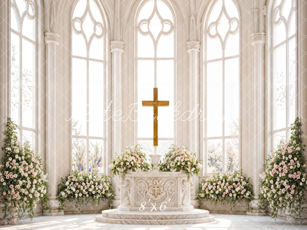 Cruz de oro de Pascua Planta verde Flor colorida Ventana retro blanca Iglesia Fondo diseñado por Emetselch