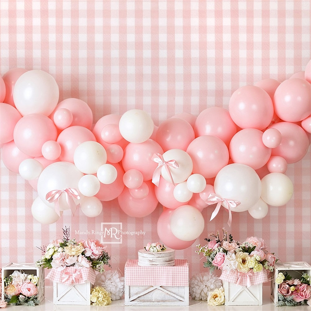 Dolce arte floreale rosa e bianca con fiocco a palloncino plaid sfondo per parete progettato da Mandy Ringe Photography