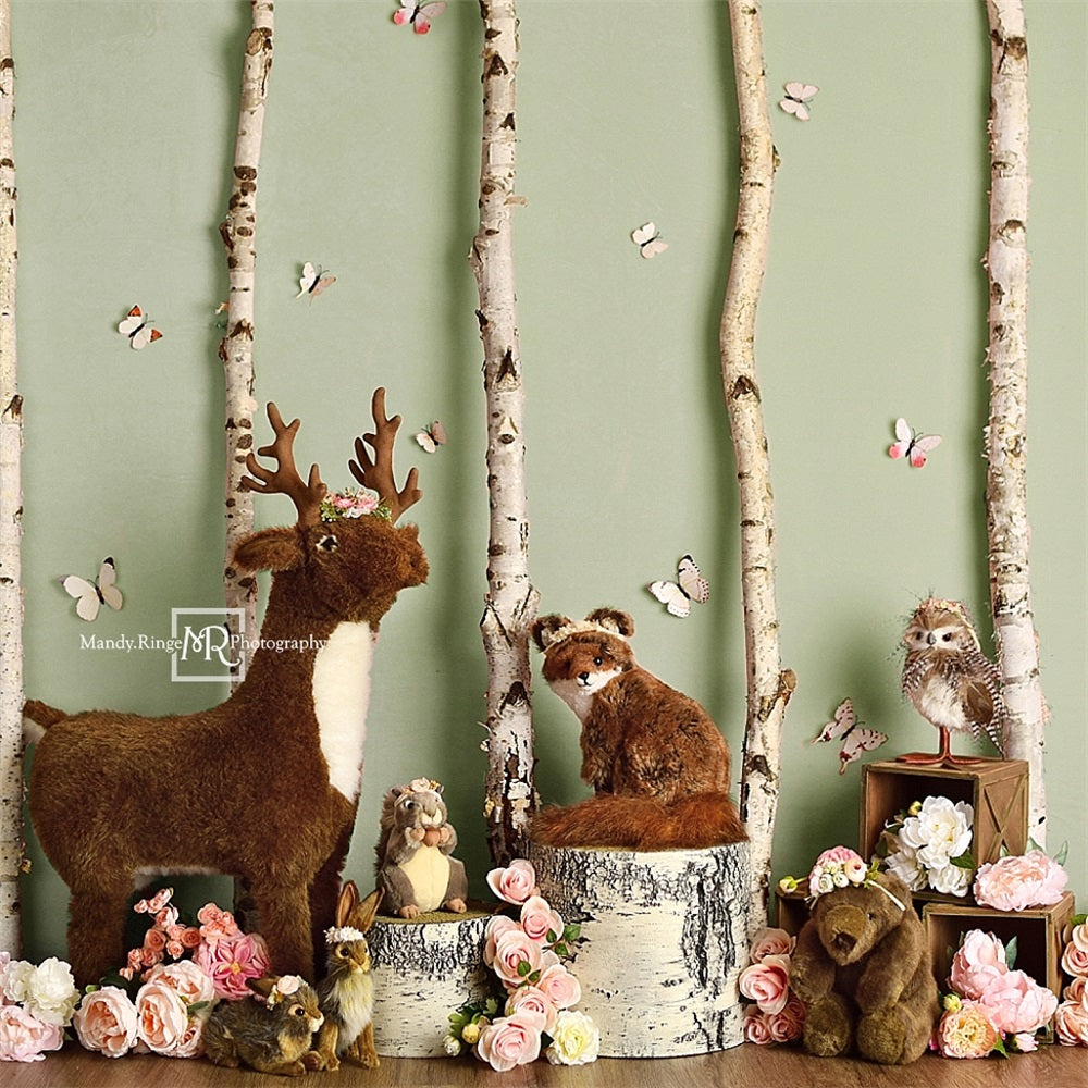 Primavera rosa albero farfalla fiore cartone foresta dettaglio animali creato da Mandy Ringe Photography.