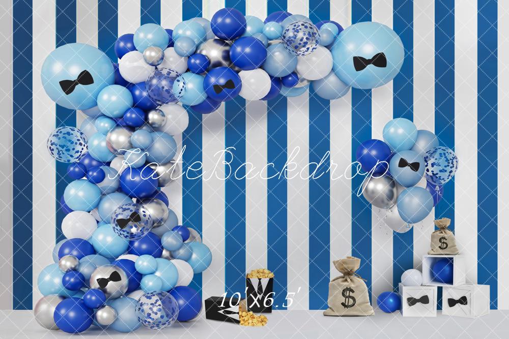 Verjaardag Kleurrijke Ballonnenboog Zwarte Strik Popcorn Blauw Wit gestreepte Muur Taart Smash Foto Achtergrond Ontworpen door Emetselch