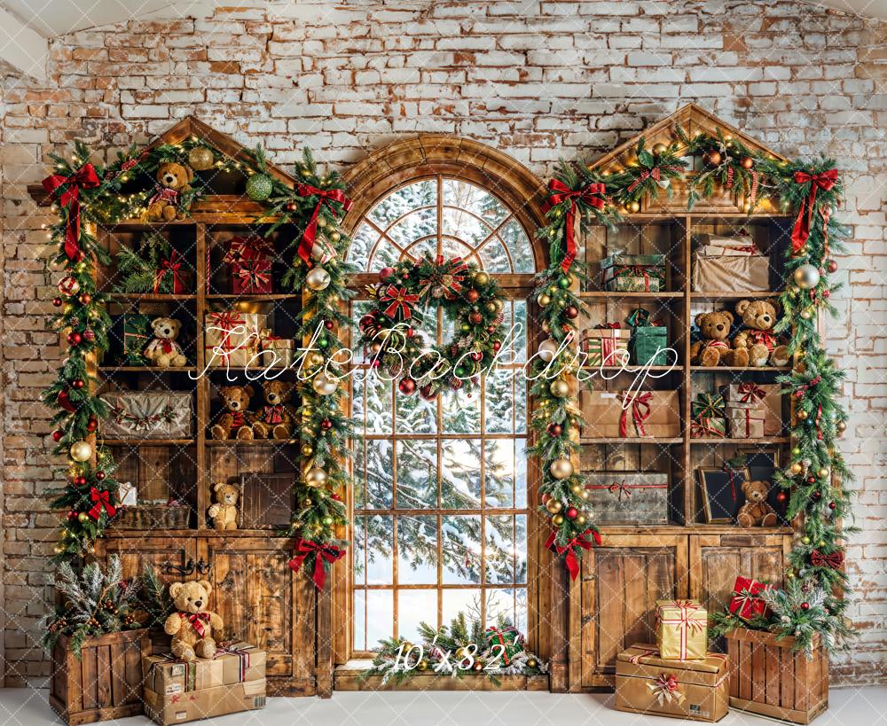Oso de Peluche de Navidad de Invierno Arched Window Gift Store Backdrop Diseñado por Emetselch