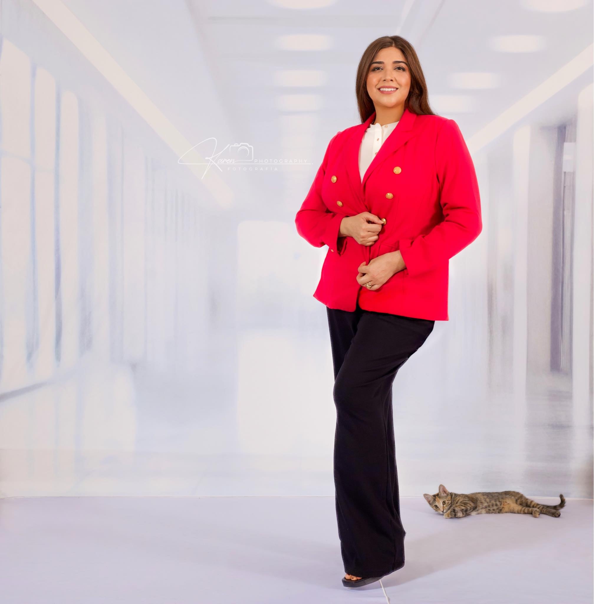 Ritratti Aziendali Sfondo Bianco Interni Designed by Mini MakeBelieve