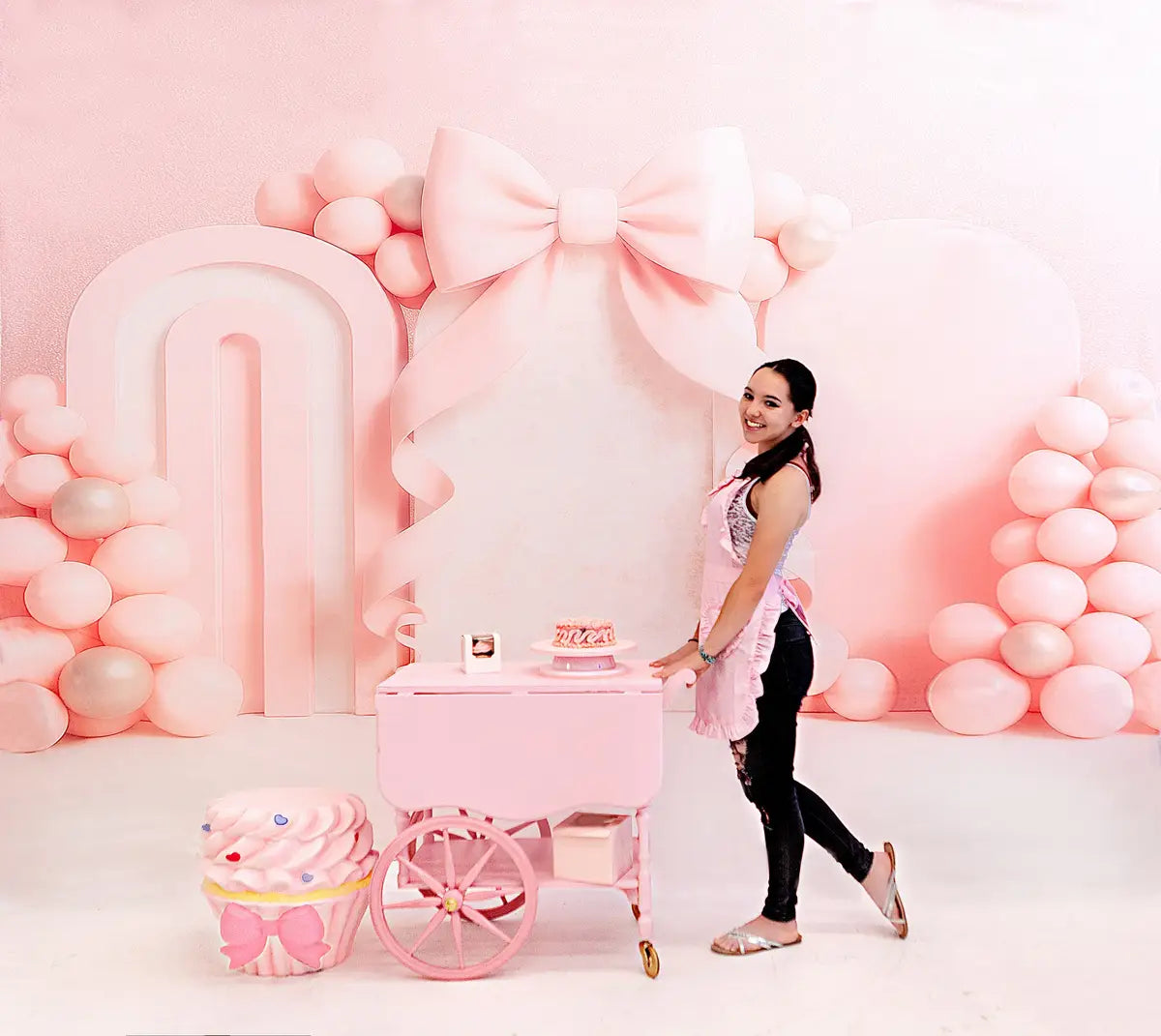 Cake Smash Boog Roze Ballonnen Foto Achtergrond Designed by Ashley Paul