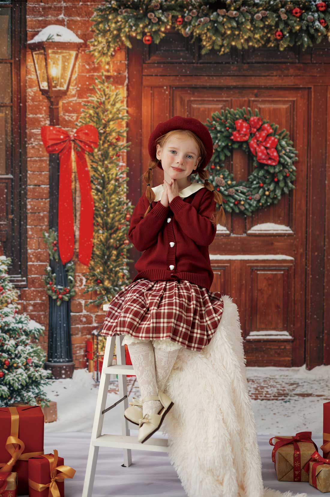 Kate Winter Christmas Tree Red Front Wooden Door Wreath Photo Kit