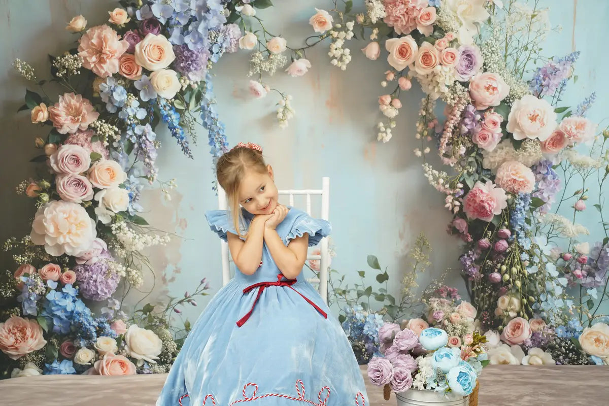 Arco Floral de Primavera Pastel + Fondo de Suelo Abstracto Marrón Claro Beige