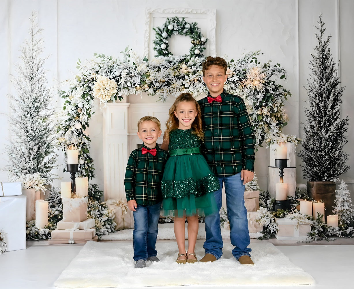 Guirnalda de chimenea blanca navideña con velas diseñada por Emetselch