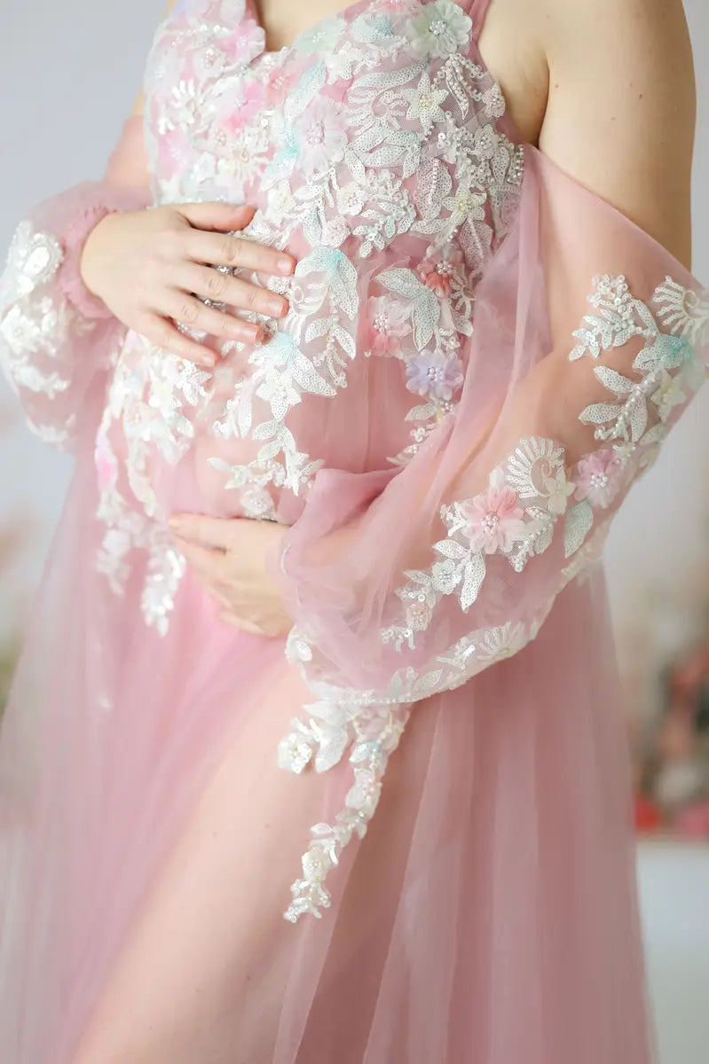 Kate Mesh Hanging Neck Mid Sleeve Trailing Custom Maternity Photoshoot Gowns
