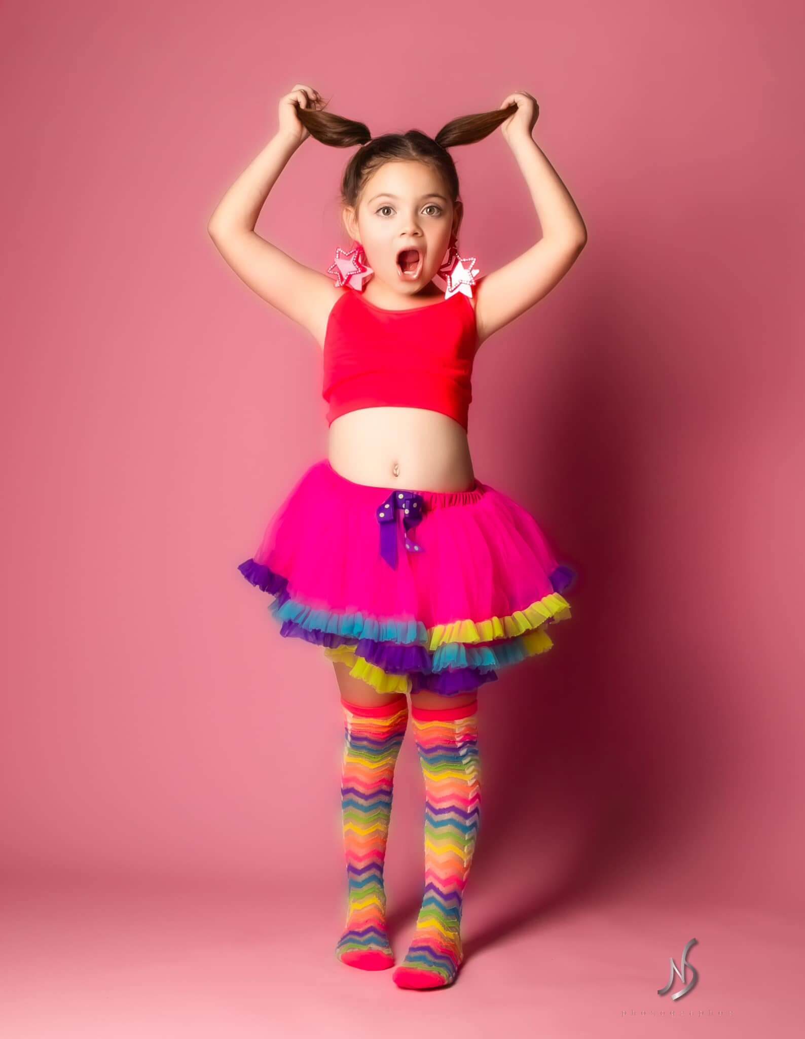 Kate Baby Pink Seamless Paper Backdrop for Photography