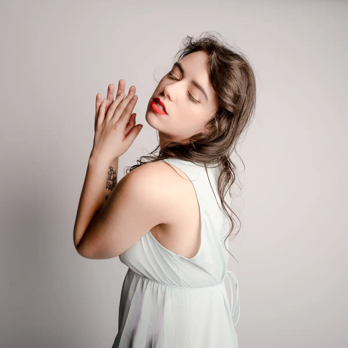 Kate Arctic White Seamless Paper Backdrop for Photography