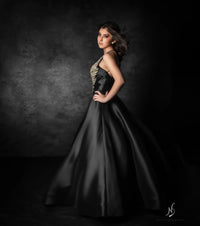 Kate Dark Gray Smoke Texture Gradient Black Abstract Backdrop