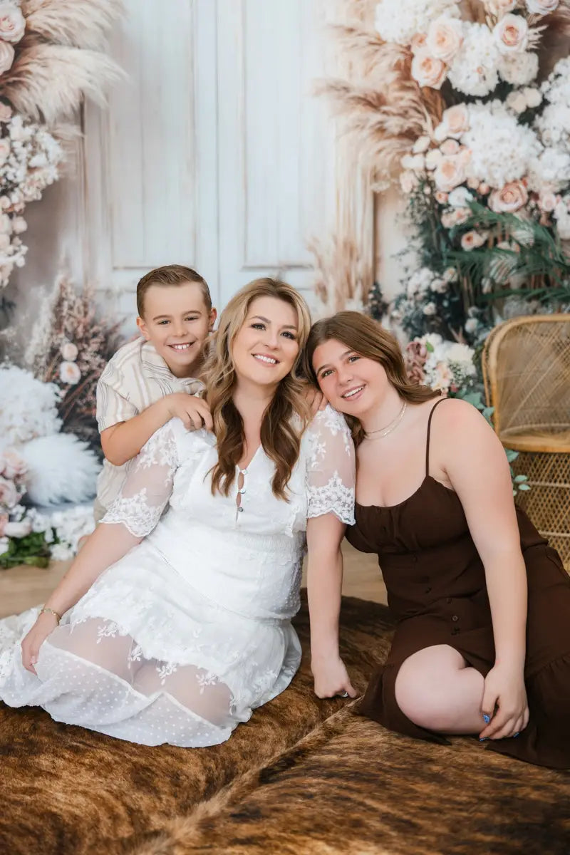 Backdrop per matrimonio Boho floreale con pampas progettato da Emetselch