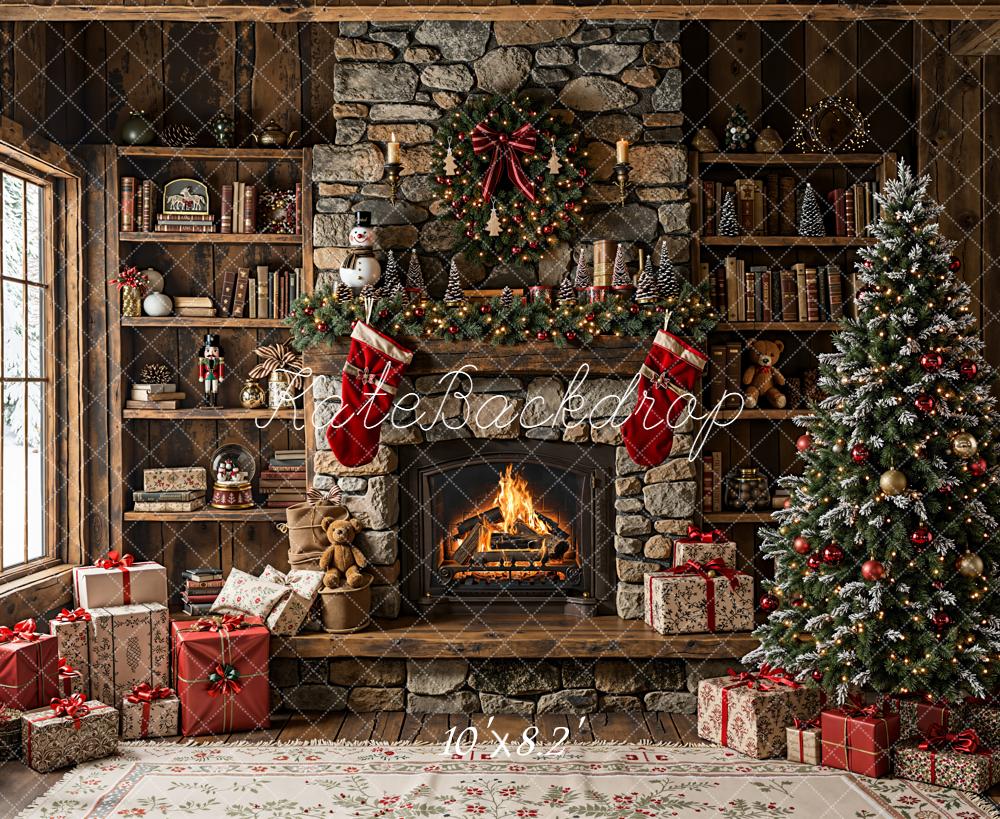 Pared de piedra chimenea de Navidad estanterías árboles fondo de madera Designed by Emetselch