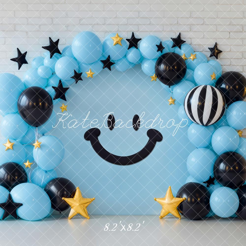 Arco de globos sonriente de pastel smash azul