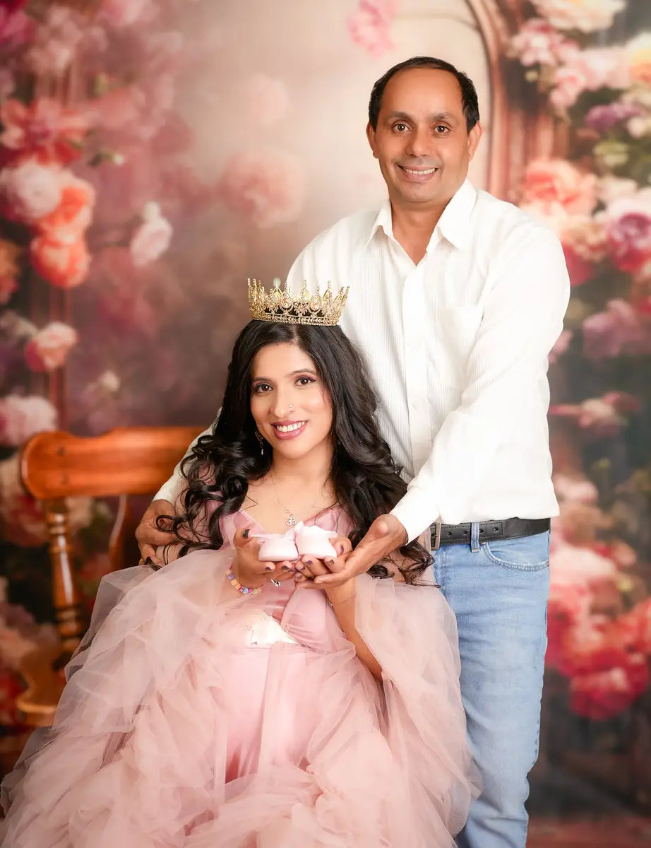 Fondo de espejo floral rosado diseñado por Chain Photography